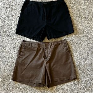 Lot of 2 Banana Republic shorts size 14 Black and Army Green